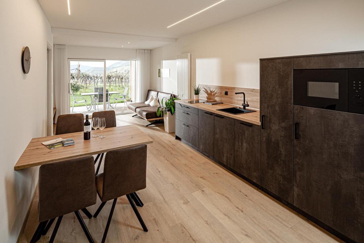 Praelatenhof Wine & Apartments กัลดาโร ภายนอก รูปภาพ